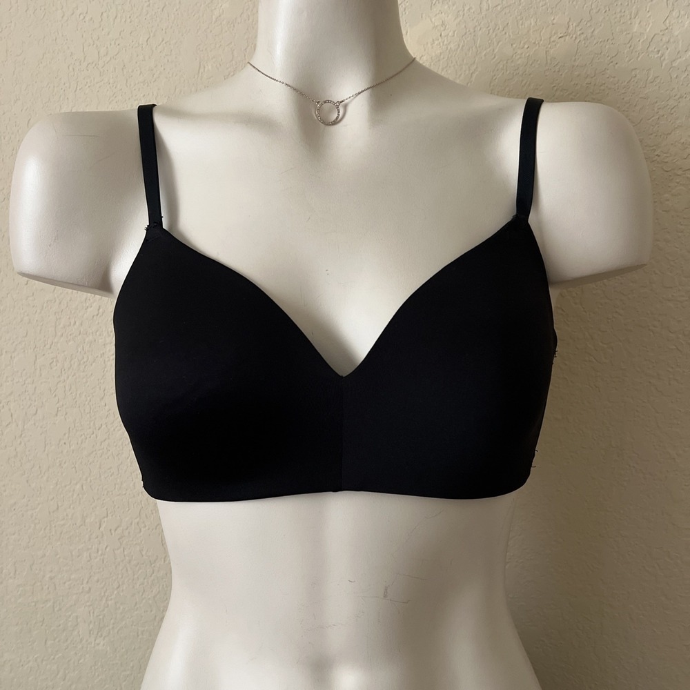 SO Intimates Bra Women's Lightly Padded Wireless‎ Size 36B Black